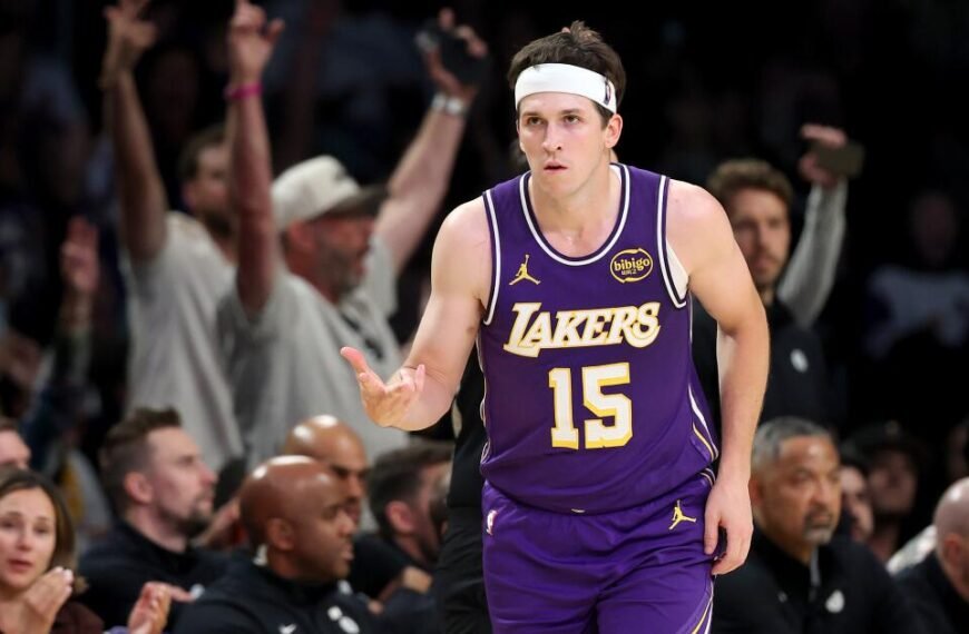 Austin Reaves Joins the Lakers for Game 5 Against the Rockets