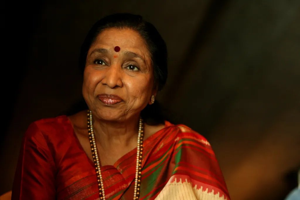 Beloved Bollywood Singer Asha Bhosle Passes Away at 92