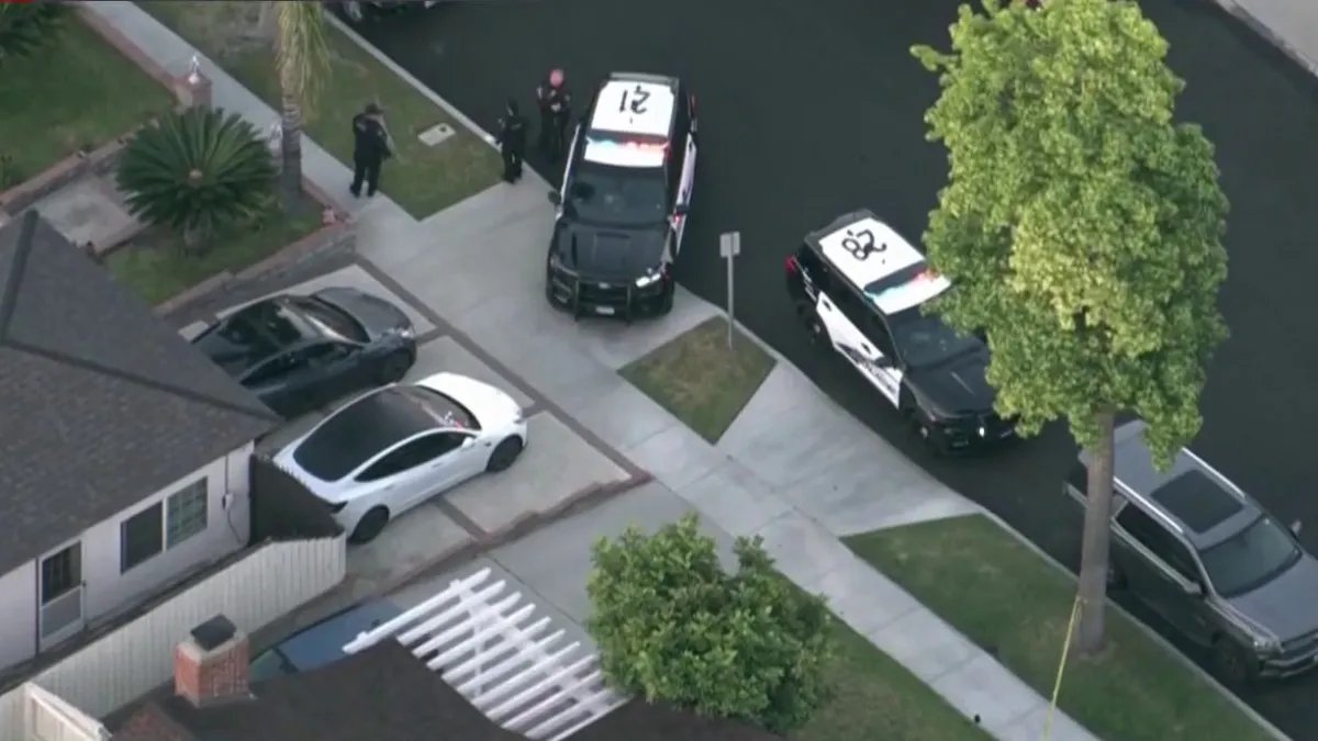 Burbank Home Scene of Tragic Double Stabbing; Suspect in Custody