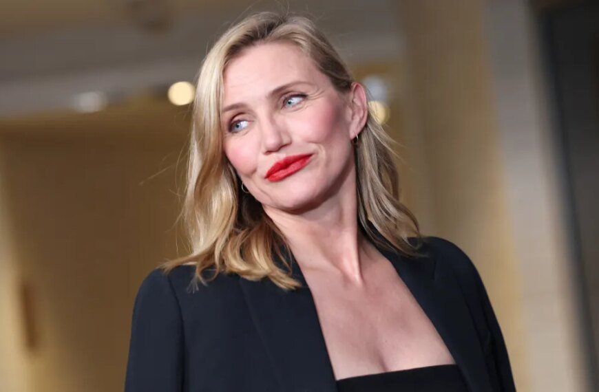 Cameron Diaz Elevates Casual with Her Elegant White Sneakers and a Stylish Touch