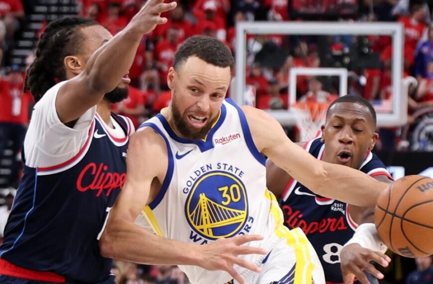 Clippers’ Season Ends with Play-in Loss to Warriors: A Look at Steph Curry's Impact