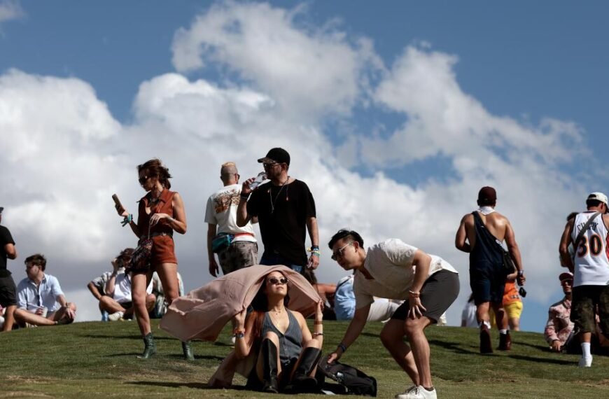 Coachella 2026 Day 2 Highlights: Justin Bieber Takes the Stage, Jack White Shares Special Moments