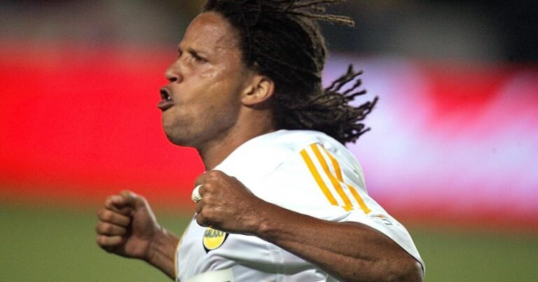Cobi Jones Statue: Sculptors Capture the Energy of the Game