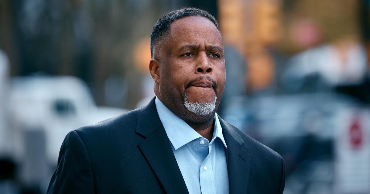 Damon Jones, Former Lakers Assistant, Admits Guilt in Federal Gambling Investigation