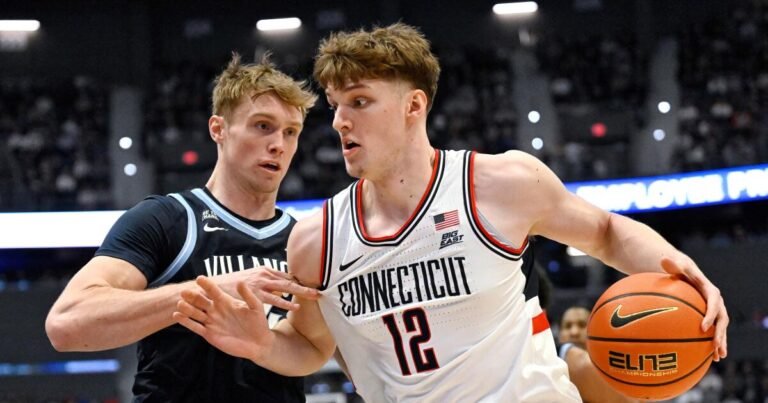 Eric Reibe Chooses USC Over UConn: A Solution to the Team's Need for a Strong Center