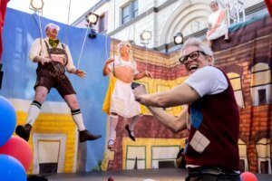 First Look at Johnny Knoxville and Friends in the Final "Jackass" Trailer