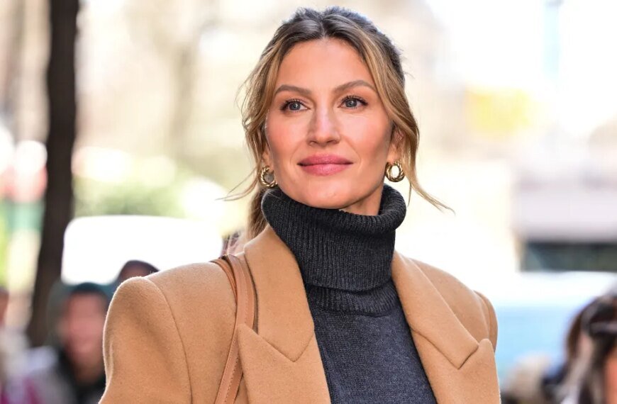 Gisele Bundchen's Favorite Airport Jeans for a Chic, Relaxed Look—Here’s How to Get the Style for Just $20