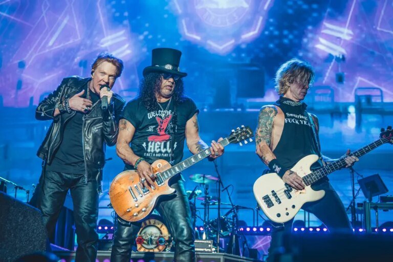 Guns N’ Roses Bring ‘Bad Apples’ to Life for the First Time in 35 Years at São Paulo Concert