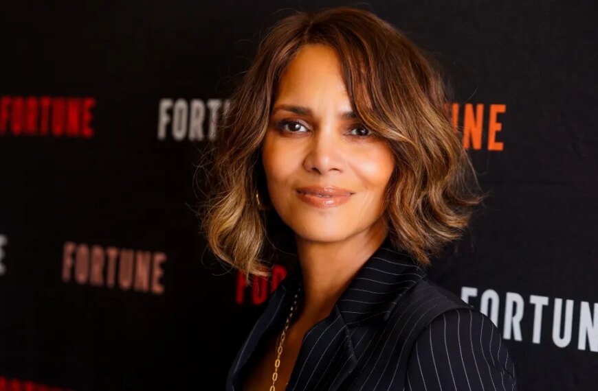Halle Berry Shows How Retro-Chic Clogs Can Enhance Any Look, Even with Sweatpants