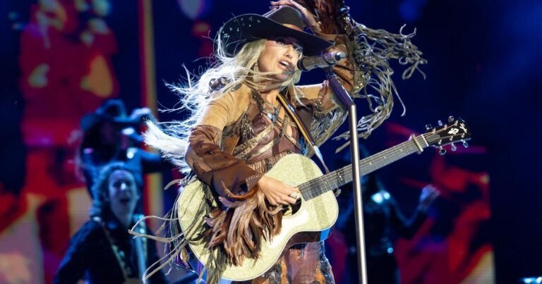 Highlights and Hiccups from Day 2 at Stagecoach: A Look Back at the Vibes