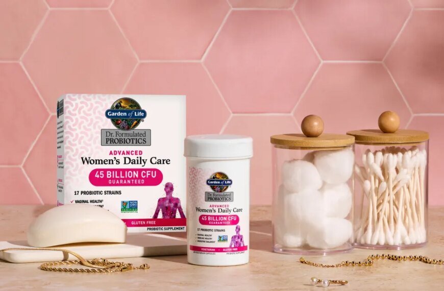 How This Top-Rated Women’s Probiotic Can Support Your Bloating, Acne, and PMS Relief