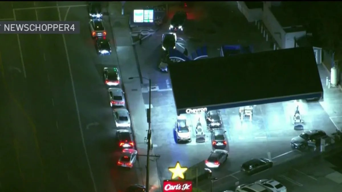 Hydrogen Fuel Shortage Leads to Long Waits at Refueling Stations