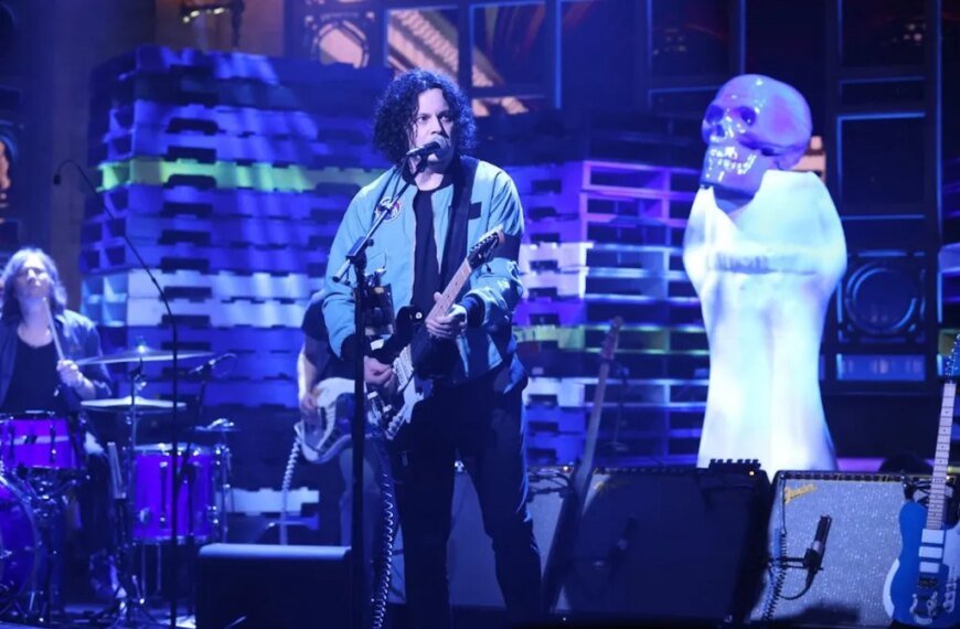 Jack White Delights Fans with New Songs 'Derecho Demonico' and 'G.O.D. And The Broken Ribs' on SNL: Check It Out