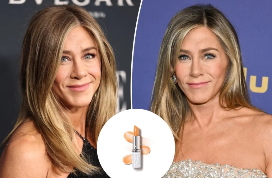 Jennifer Aniston's Favorite SPF Lip Balm That She Never Leaves Behind