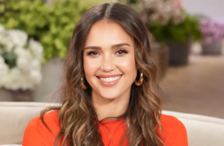 Jessica Alba Swears by This Affordable $23 Moisturizer for Soft, Youthful Skin
