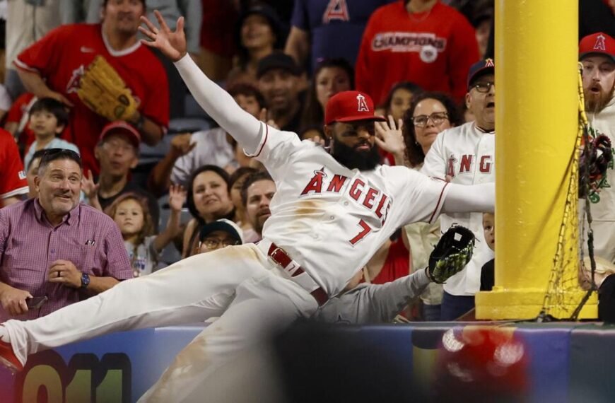 Jo Adell's Big Day Helps Angels Beat Mariners with Three Home Runs