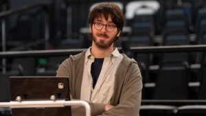 Julian Stern Shares How His Character Brings Hope During the AI Boom and What It Was Like Working With His Mom, Lisa Kudrow