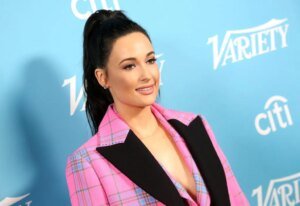 Kacey Musgraves Shares Her Unusual Experience with UFOs During a Recent Flight