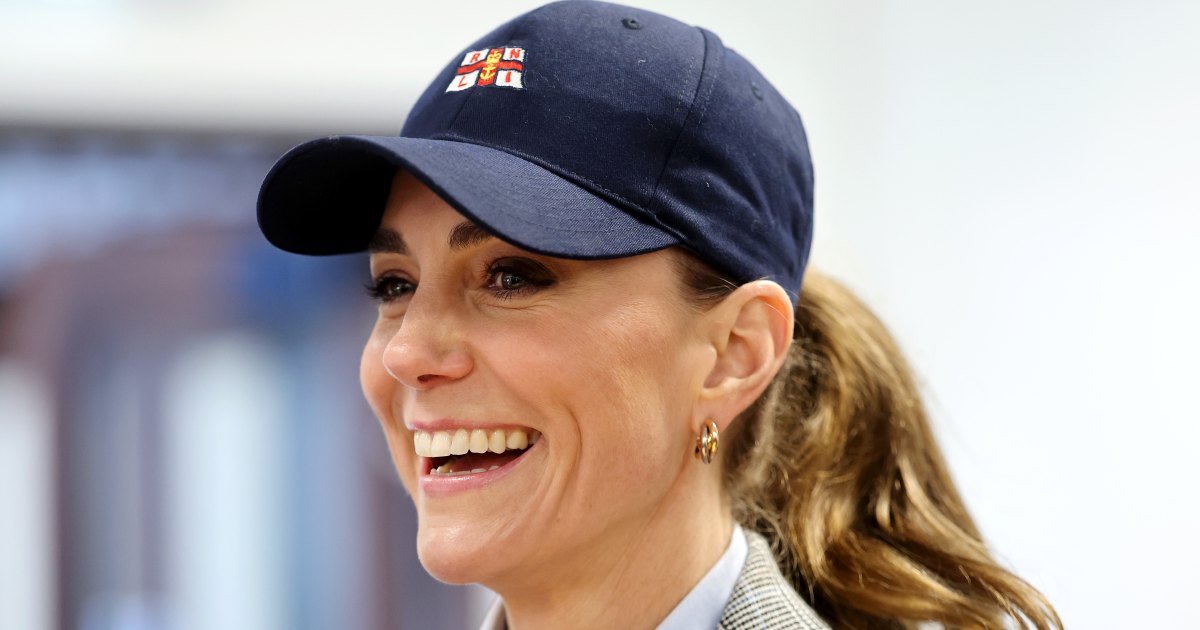 Kate Middleton and Gwyneth Paltrow Show Why Loose Shirts Are a Stylish Upgrade from Basic Tees