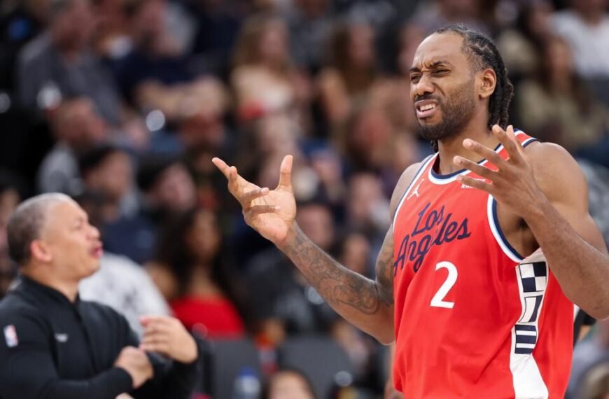 Kawhi Leonard Scores 24, But Clippers Fall Short Against Spurs