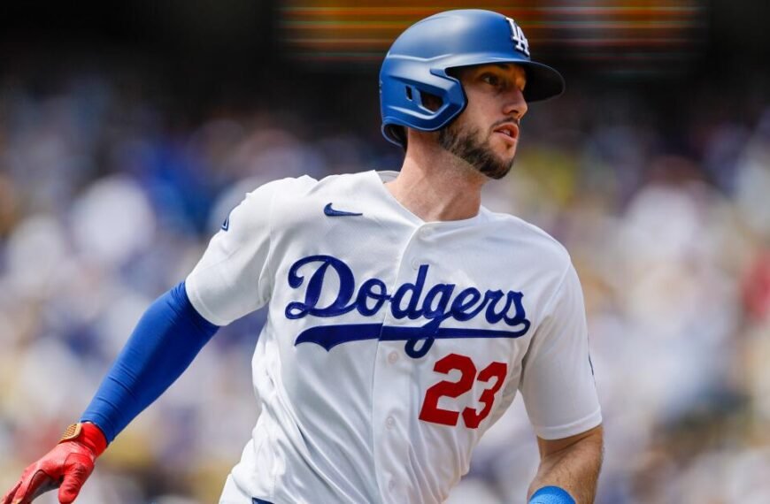 Kyle Tucker's Former Cubs Teammates React to His New Dodgers Contract