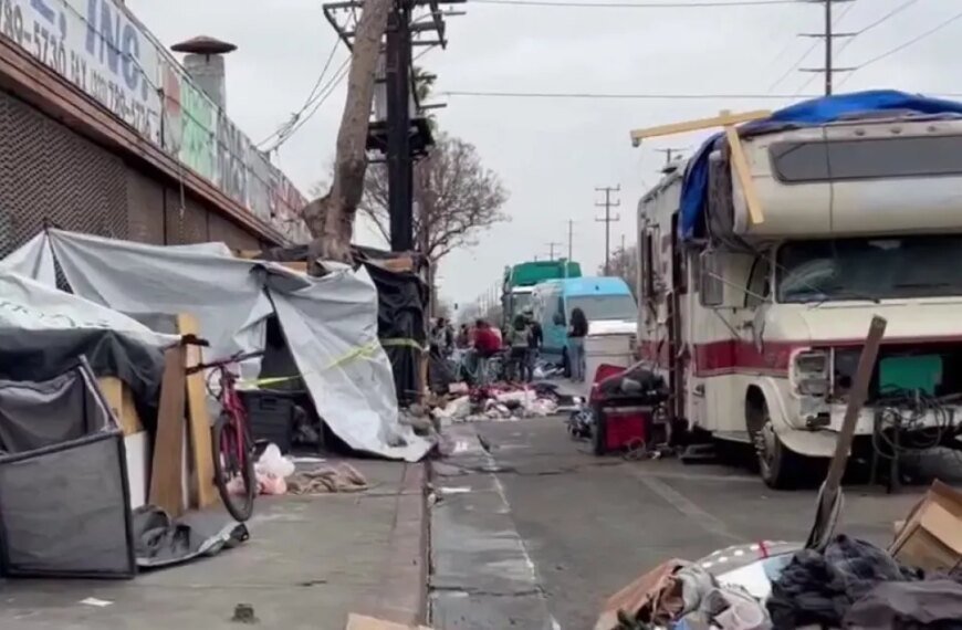 LA County Plans $843M Budget for Homelessness Support, Reduces Outreach Funding by Half