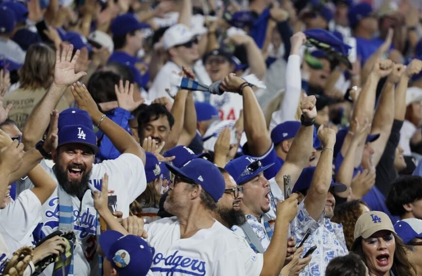 L.A.'s Blue Era: The Dodgers' Rising Popularity Outshines the Lakers