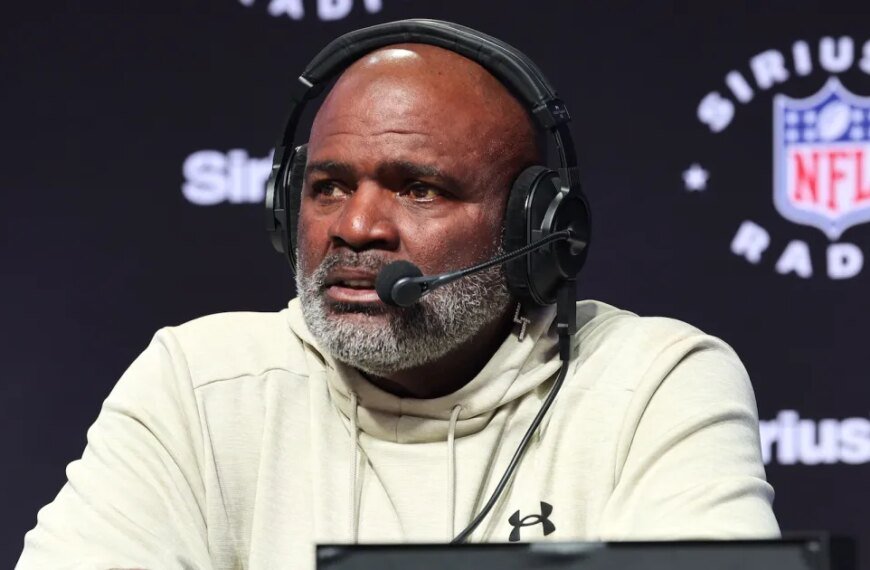 Lawrence Taylor Shares Latest on His Unexpected Hospital Stay