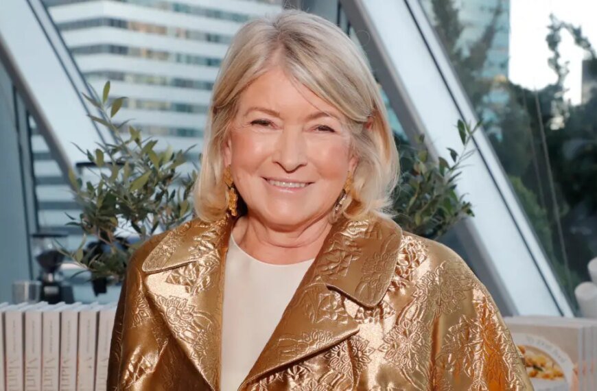 Martha Stewart Brings Soft Plaid into Spring – Here’s How to Wear It