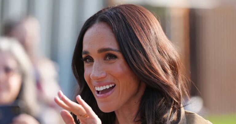 Meghan Markle’s Stylish Bootcut Jeans Are Gone, But You Can Get a Similar Look for Just $22—and They’re Stretchy!