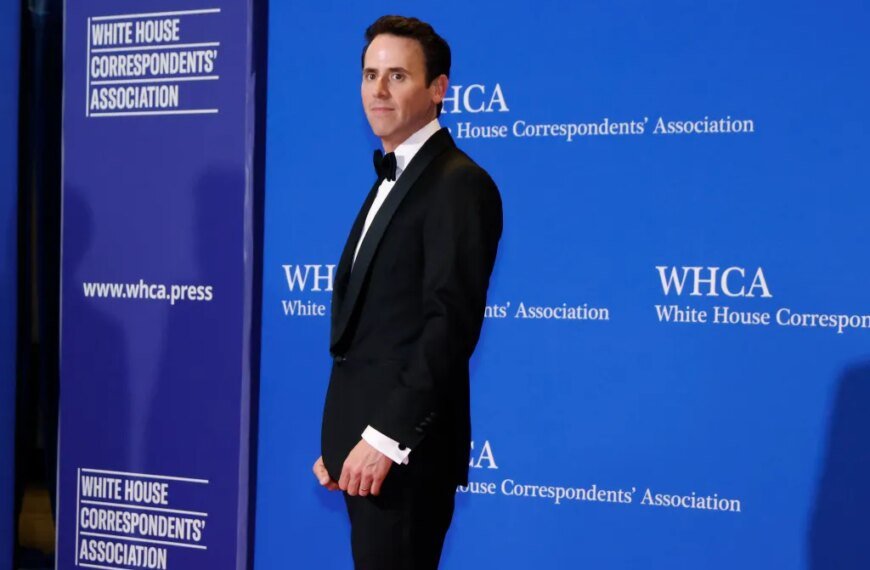 Oz Pearlman Steps Away from 'Jimmy Kimmel Live' After WHCD Shooting, Podcaster Jon Lovett Joins the Lineup