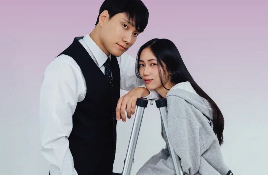 Park Min-Kyu Makes His Vertical Drama Debut in FlareFlow's 'One Year Love'