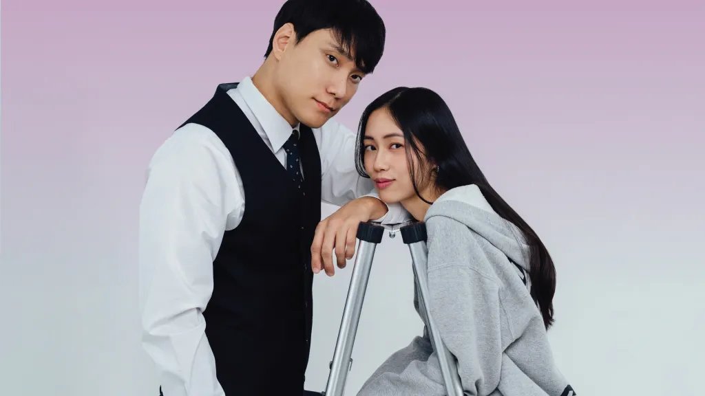 Park Min-Kyu Makes His Vertical Drama Debut in FlareFlow's 'One Year Love'