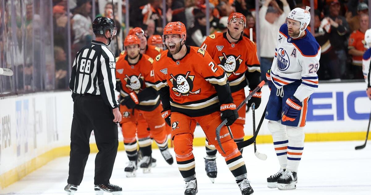 Ryan Poehling Leads Ducks to a Strong 3-1 Series Advantage Over Oilers with Overtime Goal