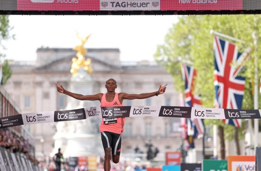 Sabastian Sawe Sets a New World Record in the Marathon, Completing It in Under Two Hours