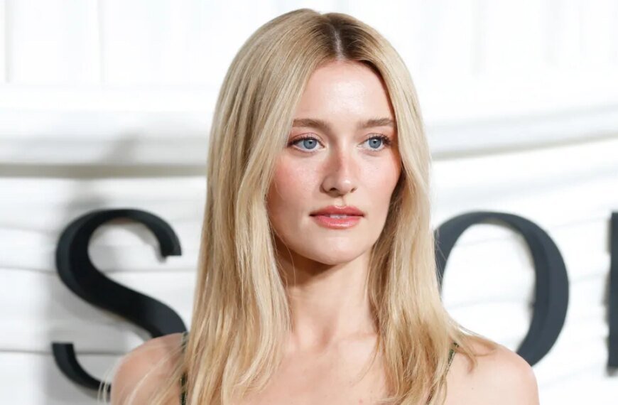 Sarah Pidgeon’s Favorite Affordable Lip Tint from the ‘Love Story’ Set is Just $14 on Amazon