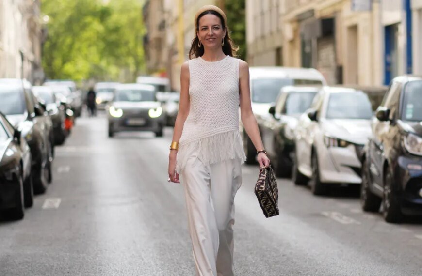 Say Goodbye to Cheap Flip-Flops: Why Hamptons Moms Are Choosing These Stylish Sandals Instead