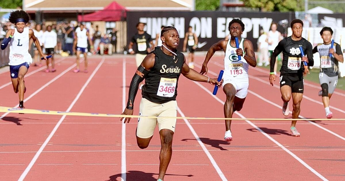 Servite's 4x100 Relay Achieves New State Record at Exciting Arcadia Invitational