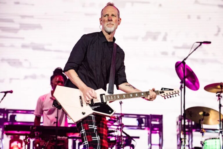 Tom Dumont of No Doubt Shares His Experience with Early Onset Parkinson’s Disease: A Personal Journey