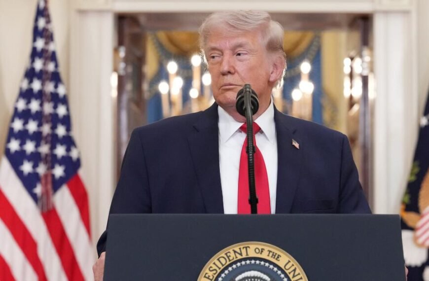 Trump Signs Executive Order Aiming to Support College Sports and Regulate Transfers