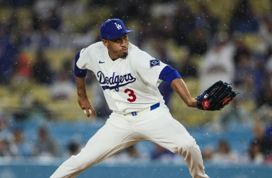 Understanding the Dodgers' Cautious Approach with Edwin Díaz