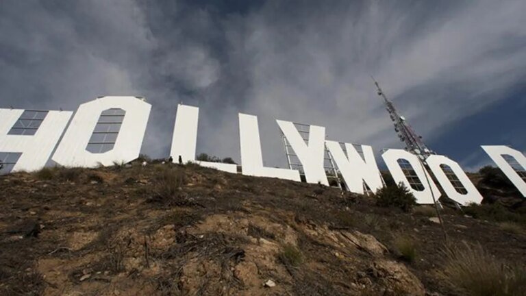 Writers Guild Members Approve New Contract with Hollywood Studios
