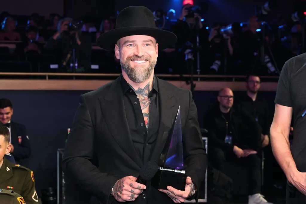 Zac Brown Shares Encouraging Words with the Artemis II Crew in Space: 'Keep Flying Strong'