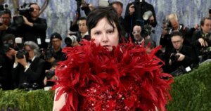 Lena Dunham Makes a Stylish Comeback at the 2026 Met Gala with Faux Blonde Brows
