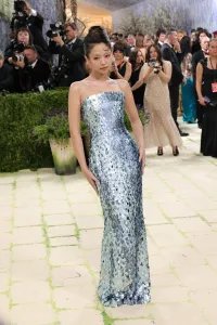 NEW YORK, NEW YORK - MAY 04: Jennie attends the 2026 Met Gala celebrating 'Costume Art' at The Metropolitan Museum of Art on May 04, 2026 in New York City.