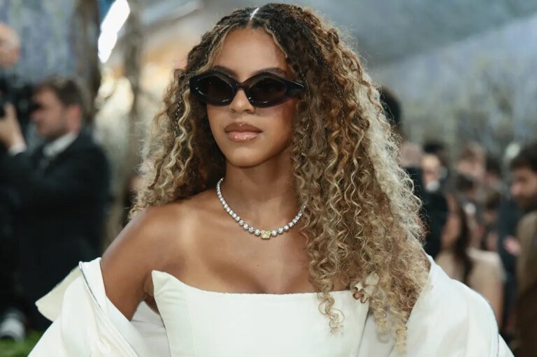 Everything You Need to Know About Blue Ivy's Unique Yellow Diamond Necklace at the 2026 Met Gala