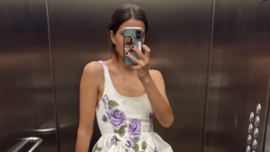 The Floral Denim Set That’s a Favorite Among Stylish Women in Madrid Right Now