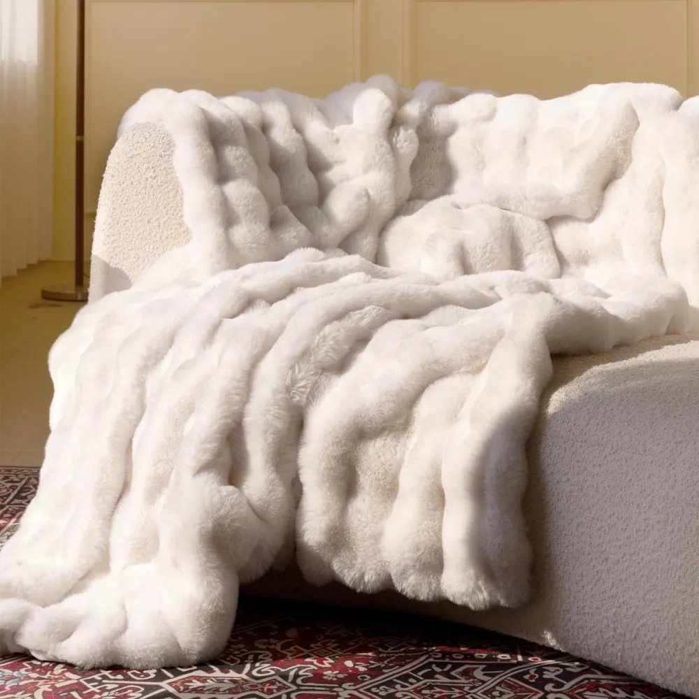 Ultra Soft Cozy Faux Fur Throw Blanket