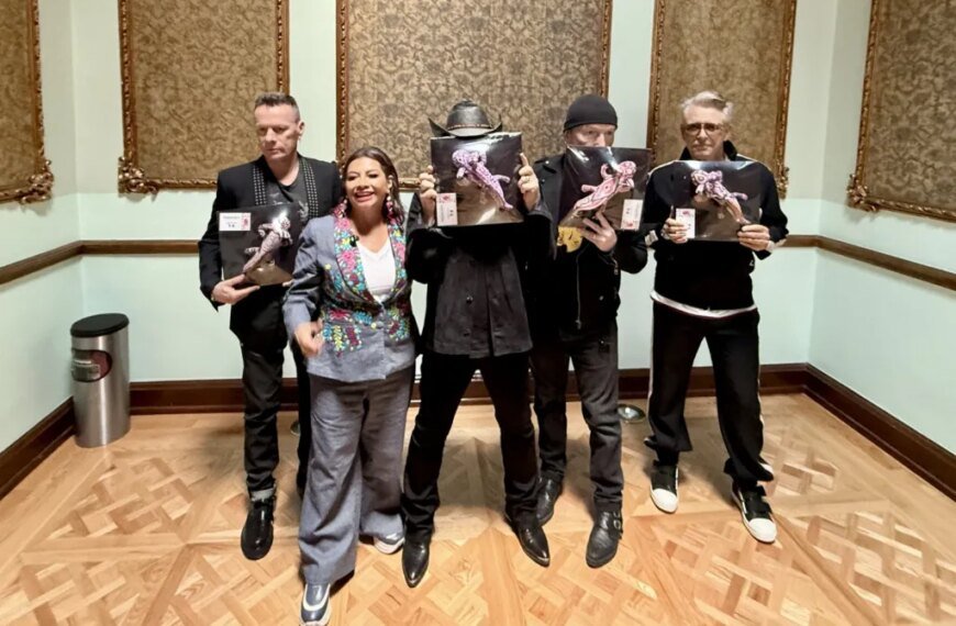 U2 Offers Free Concert in Mexico’s Zócalo: Celebrating a Love for the City