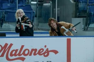 Jules (Julia Sarah Stone) and John Logan (Antonio Cipriano) in OFF CAMPUS